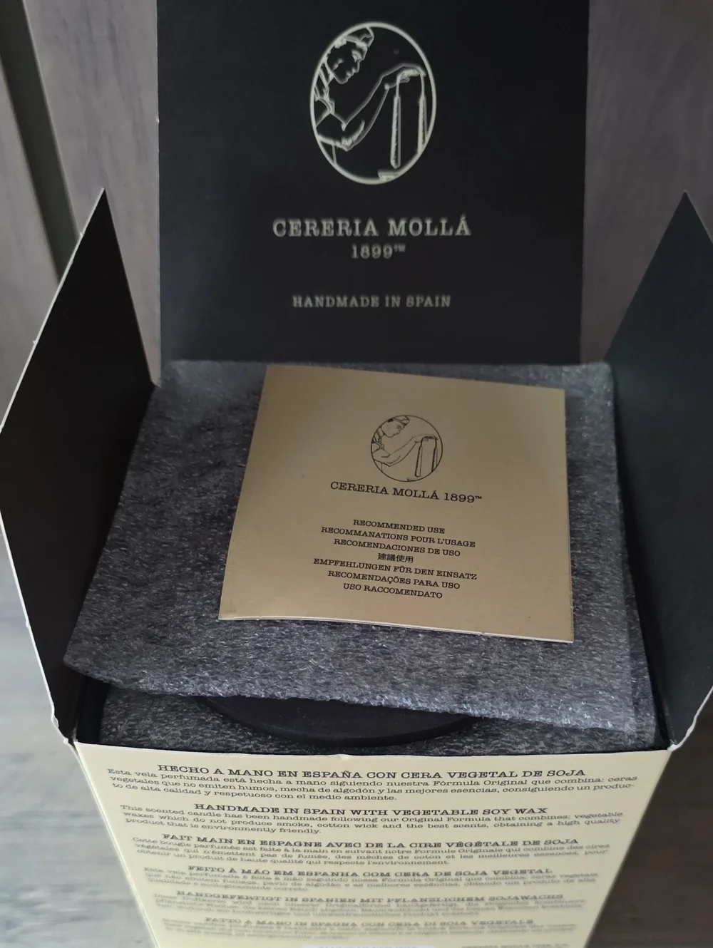 Cereria Molla Raspberry & Black Vanilla Scented 3 Wick Candle - Cream XL